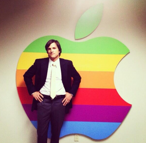 Photo from Ashton Kutcher's Twitter account  @aplusk 